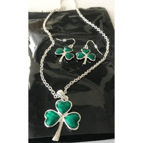 Shamrock Necklace Earrings Set Pendant 18 inch Chain St Patrick's Day Pa… - Picture 1 of 12